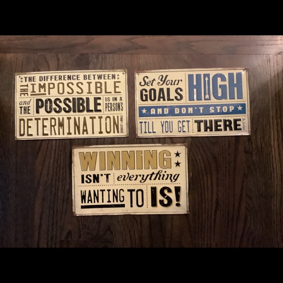 SET OF 3 METAL SIGNS - Picture 1 of 4